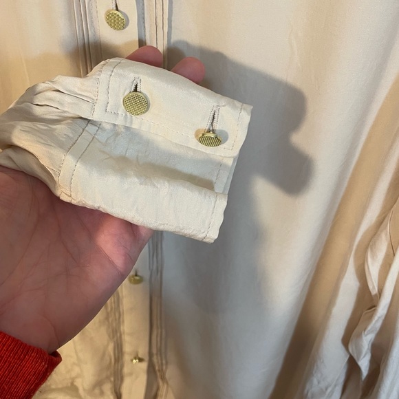 FRAME Le Pleated Silk Nude Cream Button Down Blouse Shirt Small - Picture 3 of 6